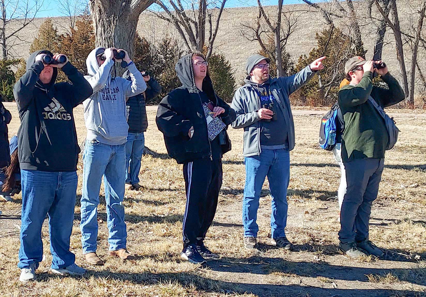 Students view eagles near Kingsley Dam